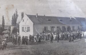 Épített értékeink Petofi Dombormu Regi Kep 300x191