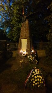 Épített értékeink Vilaghaborus Emlekmu 9 169x300