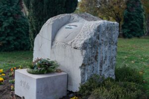 Épített értékeink 56 Os Emlekmu 2 300x200